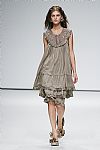 2009 Spring Summer', 'Emma Cook', 'Full Length', 'SS09L_SW_T_COOK_031.jpg