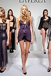 2010 Fall Winter', 'La Perla', 'Full Length', 'FW10N_SW_X_LAPERLA_0047.jpg